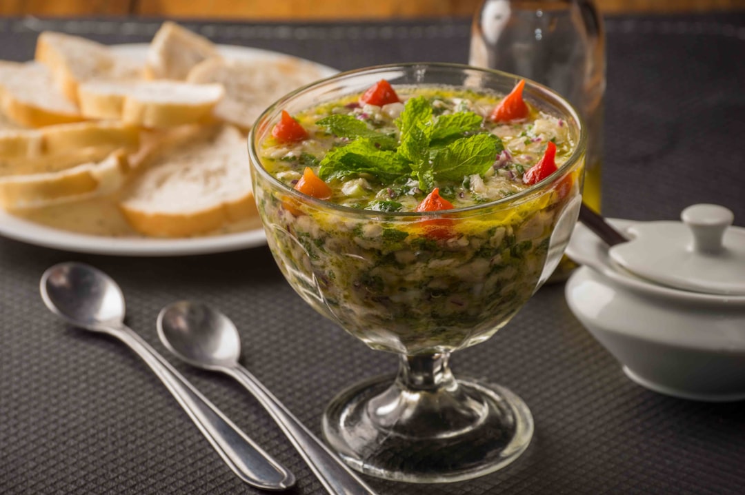 Domat Tipi Dolgulu Yeşil Zeytinlerin Sırları - olive salad