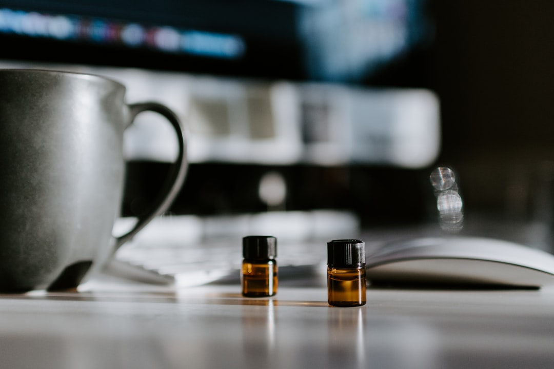 Ege’nin En İyi Coğrafi İşaretli Yağları - oil bottle