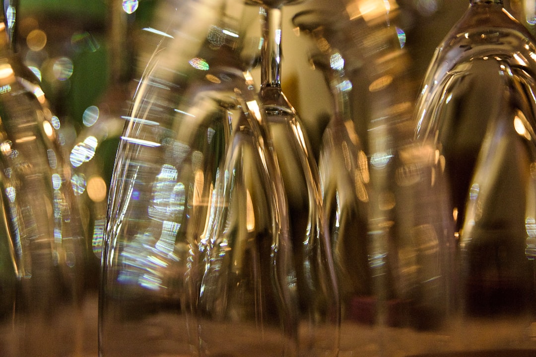 Erken Hasat Çekirdeği, Meyvemsi Yoğun Zeytinyağında Mucize - olive oil bottle