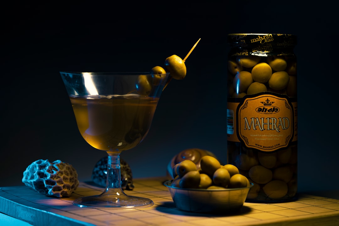 Milas Zeytinyağı Premium Ürünleri Ege'nin Özel Yağlarıyla Bütünleşir - olive oil tasting