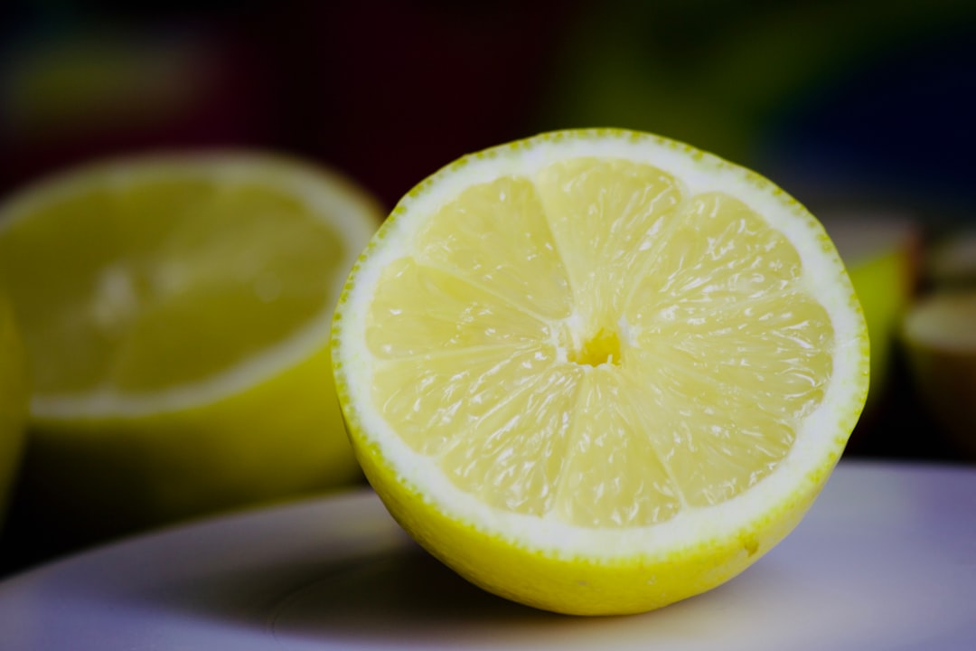 Narenciye Yağlarıyla Aromatik Mutfağa Yolculuk - lemon zest