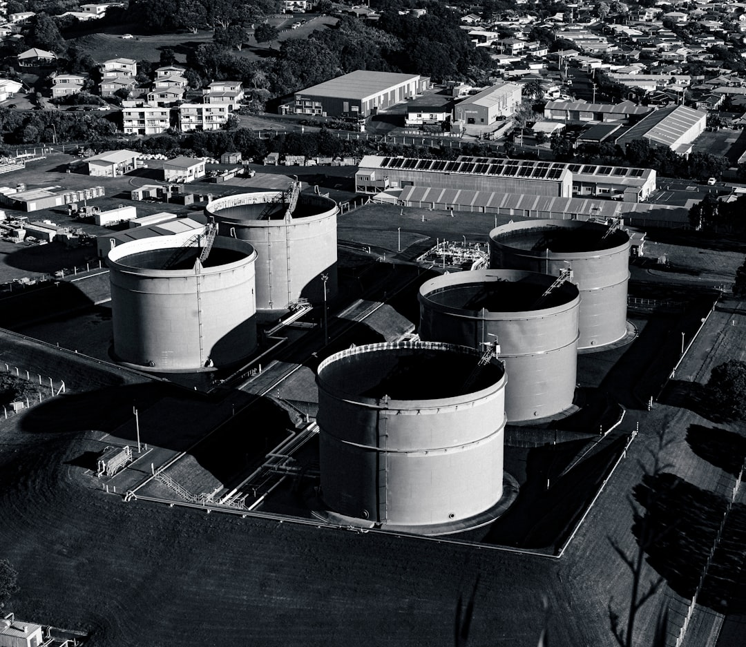 Plastik Bidonlarla Yağların Raf Ömrünü Uzatma - oil storage