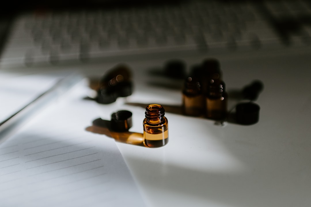 Riviera Yağı ile Hafif ve Lezzetli Kekler - oil bottle