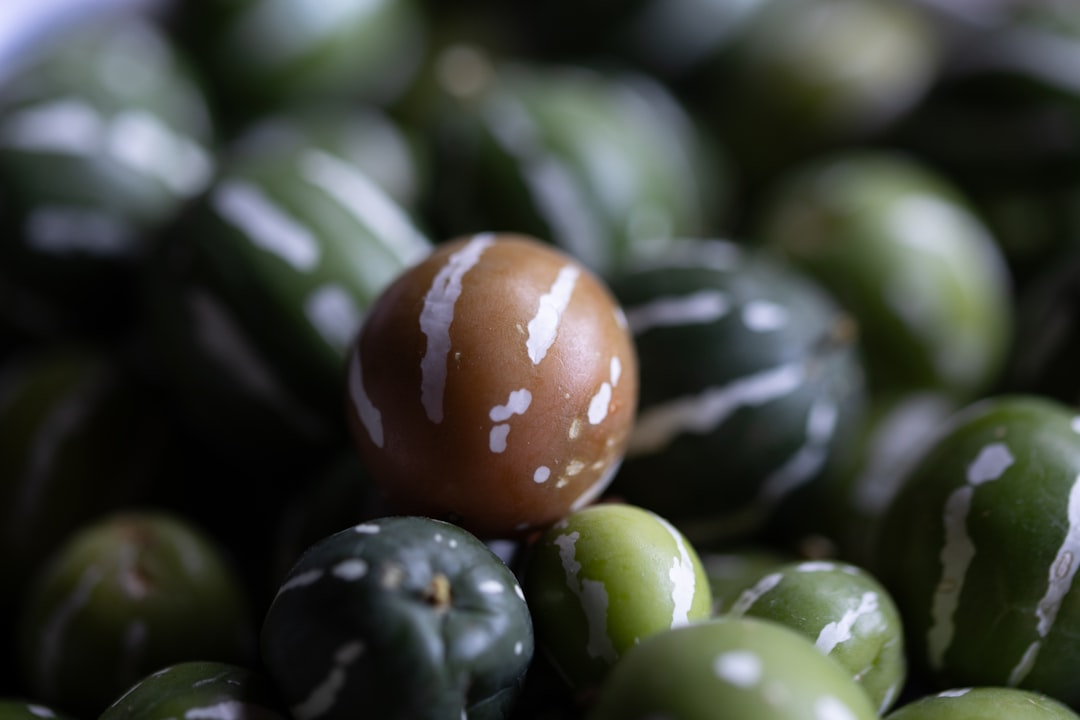 Zeytinyağlı Ürünlerin Tat Katkı Süreci - green olives with filling
